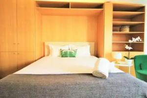 LUXURY VIEWS by YoursPorto Apartments, Porto