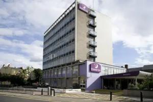 Premier Inn London Putney Bridge, London