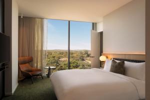 The Loren Hotel, Austin