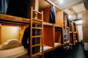 Aien Coffee & Hostel, Chatan