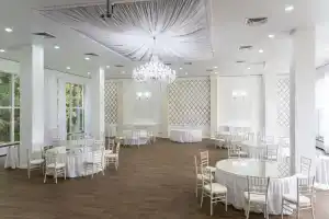 Royal Hall Hotel, Silichi