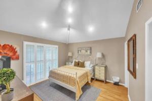 Stylish Museum Apt 3 Comfort & Culture Combined 1 Bedroom Duplex, Houston