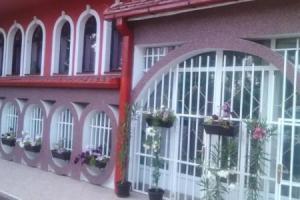 Miss Motel, Banstadt