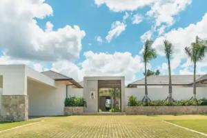 Modern and Brand new Villa at Casa de Campo, La Romana