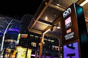 City Room w/ Queen Bed @ Town 6, Singapore