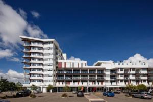 Holborn at Central Hotel, Townsville
