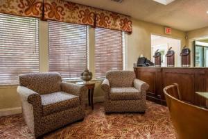 Siegel Suites Apartments, Columbia