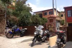 Studios Arabas, Thessaloniki