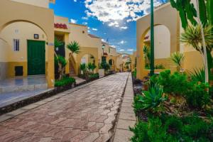 Mareverde HeatedPool 200m BestBeach Tenerife WiFi Hotel, Adeje
