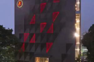 Aauris, Kolkata