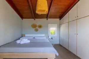 Luxury Garden Villa with Heated Pool, Heraklio Town