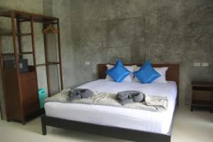 Yangyai Garden Hotel, Baan Tai
