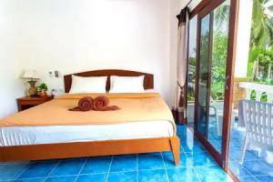 Hugs Guesthouse, Lanta Island