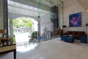 Iris Hotel, Ho Chi Minh
