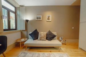 Legacy Oporto Design Apartment A by Vacationy, Porto