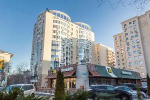 Apartments on 111 Maulenova Street, Almaty