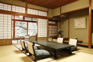 Hashinoya Bekkan Ransui, Kobe