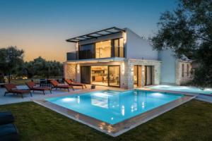 Torretta Villas, Lygia