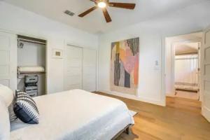 Spacious Home: Near S Congress & Downtown! Apartments, Austin