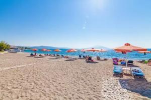 Sunrise Hotel, Samos