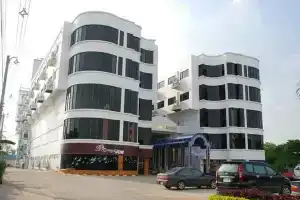 Chainatthani Hotel, Chai Nat