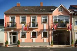 Isabell, Gyor