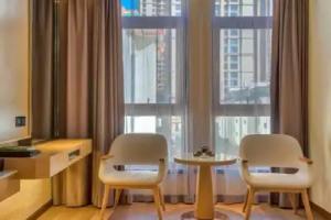 Wanhua Boutique Business Hotel (Tongde Plaza Branch, Baiyun Road Metro Station), Kunming