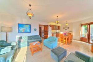 Vena Apartment, Kas