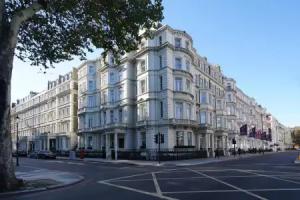 Ashburn Hotel, London