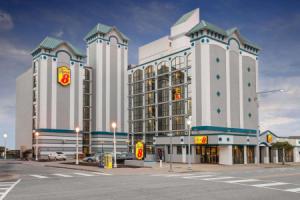 Super 8 By Wyndham Virginia Beach Oceanfront, Virginia Beach