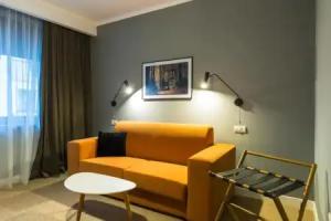 UpperHouse Suites & More, Brasov