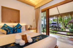 The Beach Natural Resort - Koh Kood, Kood