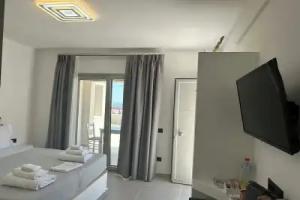 Lovely Hot-L Hotel, Fira