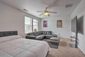 Spacious Denver Townhome Near Central Park! Apartments, Aurora