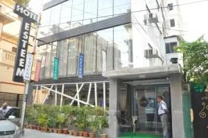 Hotel Esteem, Kolkata