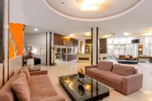 Yes O'tel Pattaya By Benya, Pattaya