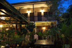 The Outside Inn, Ubon Ratchathani City