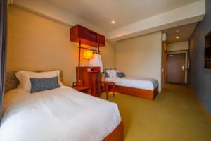 Oile by Zayra Resorts, Chatan