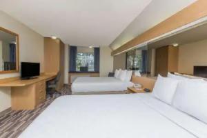 Baymont Inn & Suites by Wyndham Airport, Anchorage