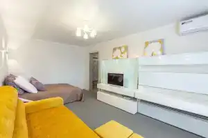 The upper room on Lunacharsky 58, Samara