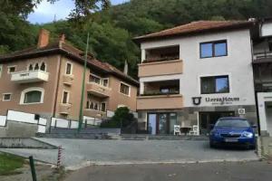 UpperHouse Suites & More Hotel, Brasov