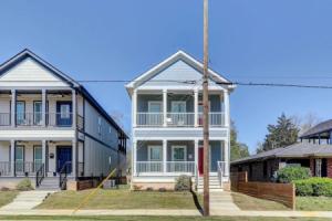Spacious Vacation Home w/ Deck Apartments, Augusta