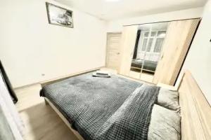 Apartment on 38 Hervier Street, Tyumen