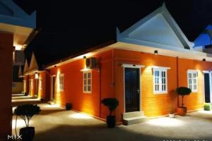 Sunrise Square Motel, Yangon