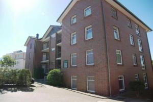 Haus Roland Whg 22 u 25 mit Balkon 800m zum Strand Cottage, Zinnowitz
