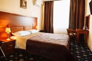 Otel'no-restorannyj kompleks Zlatogor, Lubny