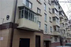 Apartments on Kurashova Street