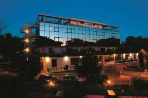 Hotel Zone, Rome