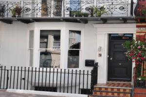 OYO Fab Guest House, Brighton