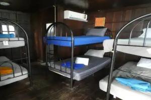 Asia Blue - Beach Hostel Hacienda - Single bed in 10-bed Dormitory Room, Baan Tai